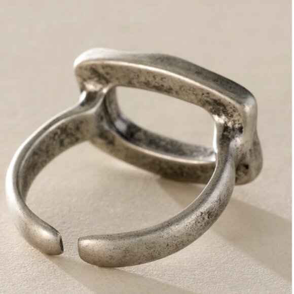Free People Ring  ~ Silver Square Size 8 ~ Adjustable - Picture 3 of 3